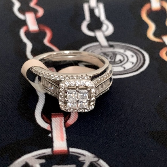 🛍️NEW🛍️WEDDING BAND SET IN STERLING SILVER (NFT) - Picture 4 of 9